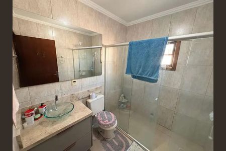 Casa para alugar com 200m², 3 quartos e 5 vagasBanheiro 3 
