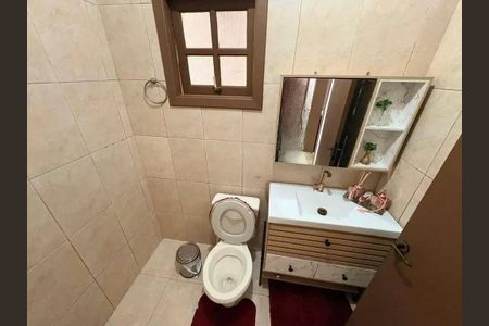 Casa para alugar com 200m², 3 quartos e 5 vagasBanheiro 2