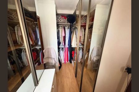 Casa para alugar com 200m², 3 quartos e 5 vagasCloset 