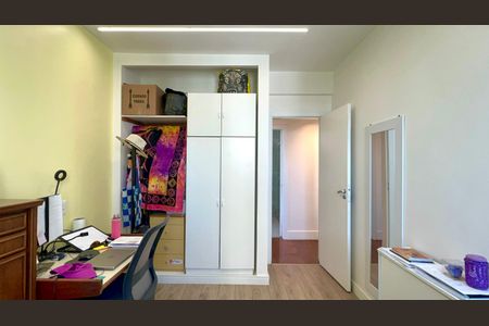Apartamento à venda com 110m², 3 quartos e 1 vagaQuarto 2
