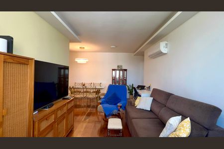 Apartamento à venda com 110m², 3 quartos e 1 vagaSala