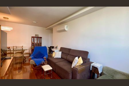 Apartamento à venda com 110m², 3 quartos e 1 vagaSala