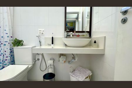 Apartamento à venda com 110m², 3 quartos e 1 vagaBanheiro da Suíte