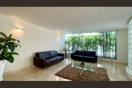 Apartamento à venda com 110m², 3 quartos e 1 vagaHall de entrada