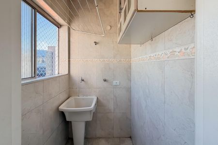Apartamento à venda com 44m², 1 quarto e 1 vaga Apartamento à venda com 44m², 1 quarto e 1 vagaÁrea de Serviço