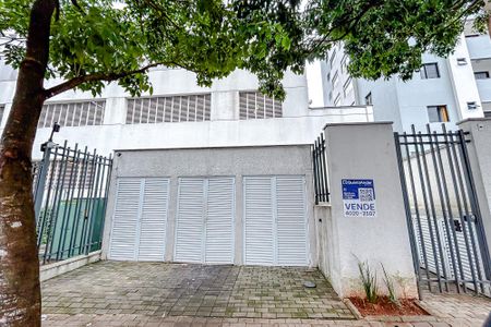 Apartamento à venda com 68m², 2 quartos e 1 vagaFachada com Plaquinha