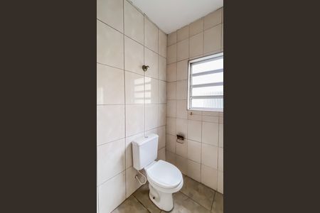 Casa para alugar com 140m², 3 quartos e 1 vaga Casa para alugar com 140m², 3 quartos e 1 vagaBanheiro de serviço