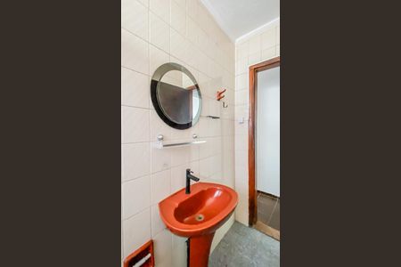 Casa para alugar com 140m², 3 quartos e 1 vaga Casa para alugar com 140m², 3 quartos e 1 vagaBanheiro