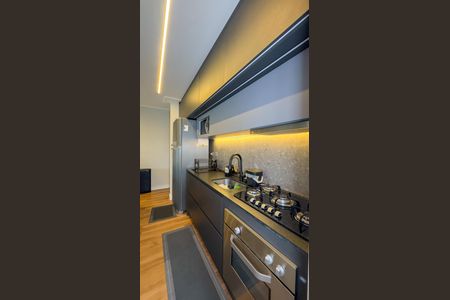 Apartamento para alugar com 75m², 2 quartos e 2 vagas Apartamento para alugar com 75m², 2 quartos e 2 vagasCozinha e Área de Serviço