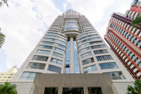 Apartamento para alugar com 75m², 2 quartos e 2 vagas Apartamento para alugar com 75m², 2 quartos e 2 vagasFachada