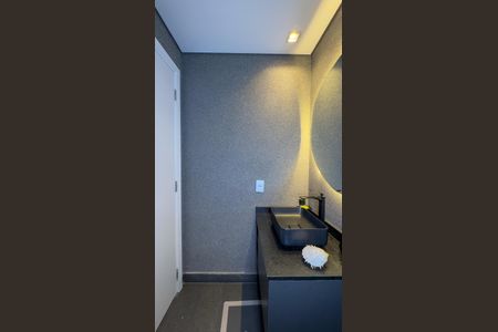 Apartamento para alugar com 75m², 2 quartos e 2 vagas Apartamento para alugar com 75m², 2 quartos e 2 vagasBanheiro