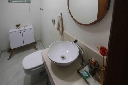 Casa para alugar com 450m², 3 quartos e 3 vagas Casa para alugar com 450m², 3 quartos e 3 vagasLavabo