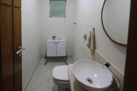 Casa para alugar com 450m², 3 quartos e 3 vagas Casa para alugar com 450m², 3 quartos e 3 vagasLavabo