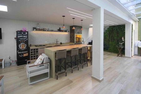 Casa para alugar com 450m², 3 quartos e 3 vagas Casa para alugar com 450m², 3 quartos e 3 vagasEspaço Gourmet