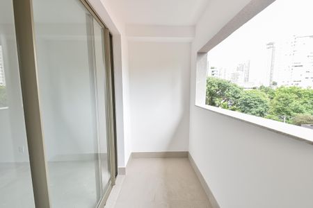 Studio à venda com 32m², 1 quarto e sem vagaVaranda