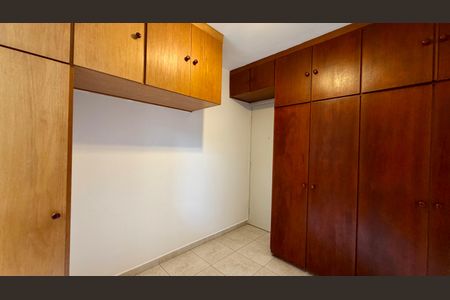 Quarto 1 de apartamento à venda com 2 quartos, 47m² em Jardim Jucara, São Paulo