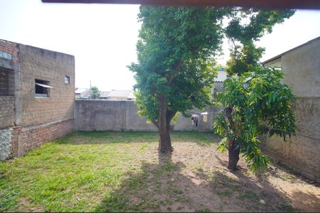 Casa à venda com 98m², 2 quartos e 1 vagaQuintal