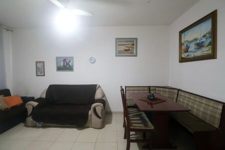 Sala de apartamento para alugar com 1 quarto, 55m² em Centro, Guarujá