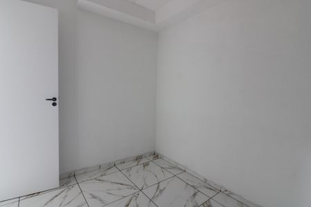 Quarto 2 de apartamento para alugar com 2 quartos, 34m² em Vila Silvia, São Paulo