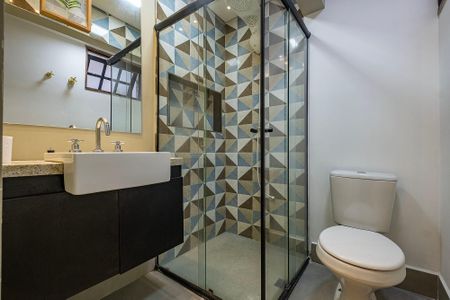 Apartamento para alugar com 73m², 2 quartos e 1 vaga Apartamento para alugar com 73m², 2 quartos e 1 vagaBanheiro