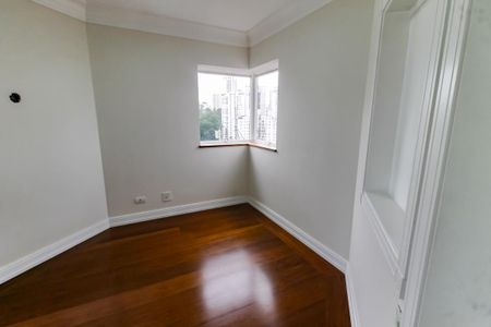 Apartamento para alugar com 213m², 3 quartos e 3 vagas Apartamento para alugar com 213m², 3 quartos e 3 vagasSala 3