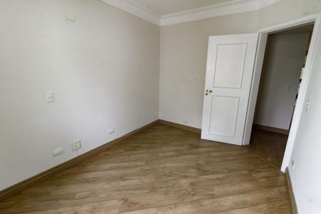 Apartamento para alugar com 213m², 3 quartos e 3 vagas Apartamento para alugar com 213m², 3 quartos e 3 vagasQuarto