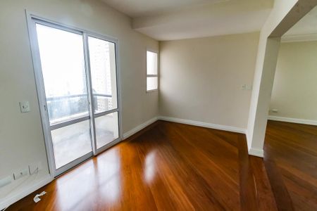 Apartamento para alugar com 213m², 3 quartos e 3 vagas Apartamento para alugar com 213m², 3 quartos e 3 vagasSala 2