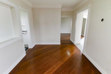 Apartamento para alugar com 213m², 3 quartos e 3 vagas Apartamento para alugar com 213m², 3 quartos e 3 vagasSala 3