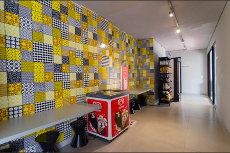 Apartamento à venda com 32m², 1 quarto e 1 vagaMercado