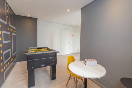 Apartamento para alugar com 42m², 2 quartos e 1 vaga Apartamento para alugar com 42m², 2 quartos e 1 vagaÁrea Comum - Salão de Jogos
