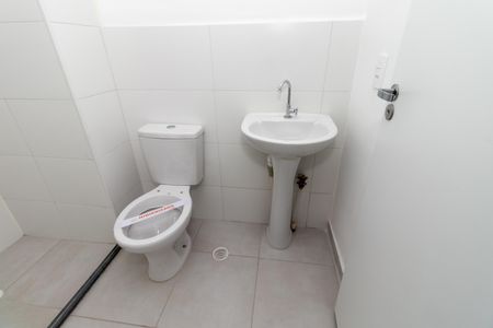 Apartamento para alugar com 42m², 2 quartos e 1 vaga Apartamento para alugar com 42m², 2 quartos e 1 vagaBanheiro