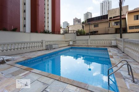 Apartamento para alugar com 80m², 2 quartos e 1 vagaÁrea comum - Piscina