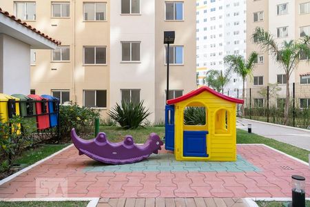 Apartamento para alugar com 40m², 2 quartos e sem vaga Apartamento para alugar com 40m², 2 quartos e sem vagaPlayground