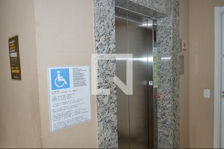 Apartamento para alugar com 40m², 2 quartos e sem vaga Apartamento para alugar com 40m², 2 quartos e sem vagaElevador