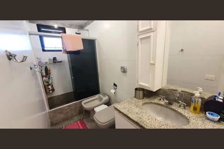 Apartamento para alugar com 272m², 4 quartos e 4 vagasBanheiro