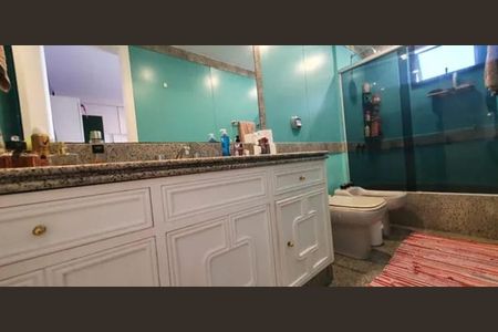 Apartamento para alugar com 272m², 4 quartos e 4 vagasBanheiro