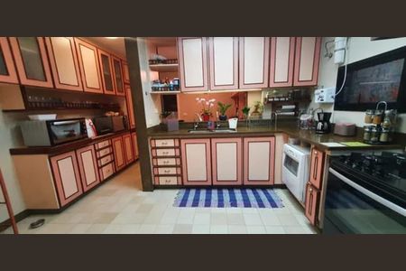 Apartamento para alugar com 272m², 4 quartos e 4 vagasCozinha