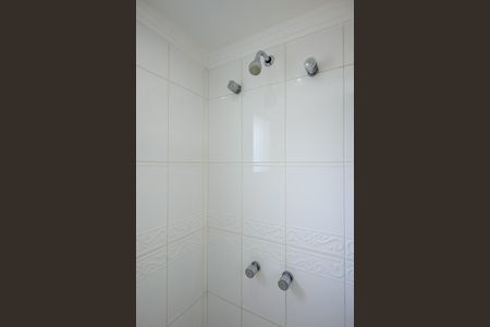 Apartamento à venda com 108m², 3 quartos e 2 vagasChuveiro do Banheiro 