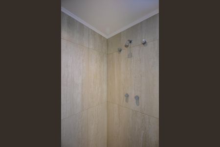 Apartamento à venda com 108m², 3 quartos e 2 vagasChuveiro da Suíte