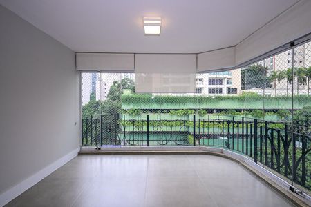 Apartamento à venda com 108m², 3 quartos e 2 vagasVaranda