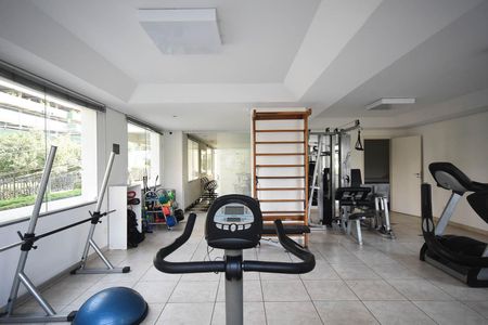 Apartamento à venda com 108m², 3 quartos e 2 vagas Apartamento à venda com 108m², 3 quartos e 2 vagasAcademia