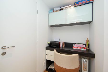 Apartamento à venda com 126m², 3 quartos e 3 vagas Apartamento à venda com 126m², 3 quartos e 3 vagasHOME OFFICE