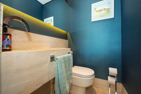 Apartamento à venda com 126m², 3 quartos e 3 vagas Apartamento à venda com 126m², 3 quartos e 3 vagasBANHEIRO1