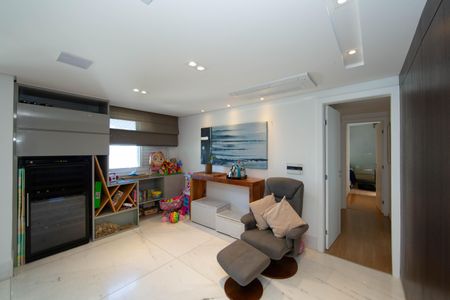 Apartamento à venda com 126m², 3 quartos e 3 vagas Apartamento à venda com 126m², 3 quartos e 3 vagasSALA