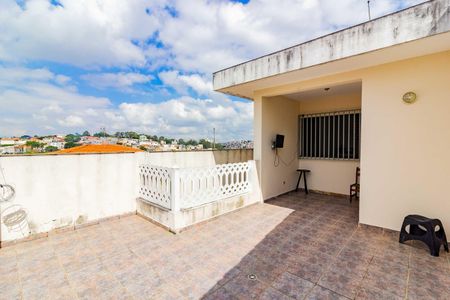 Casa para alugar com 400m², 4 quartos e 2 vagas Casa para alugar com 400m², 4 quartos e 2 vagasQuarto 3 - Terraço