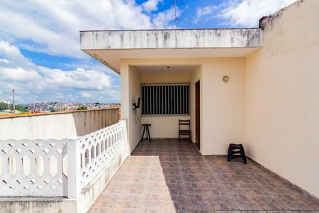 Casa para alugar com 400m², 4 quartos e 2 vagas Casa para alugar com 400m², 4 quartos e 2 vagasQuarto 3 - Terraço