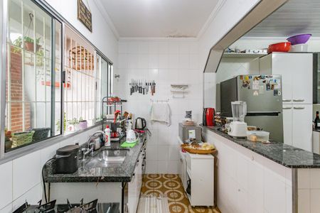 Casa à venda com 176m², 2 quartos e 2 vagas Casa à venda com 176m², 2 quartos e 2 vagasCozinha