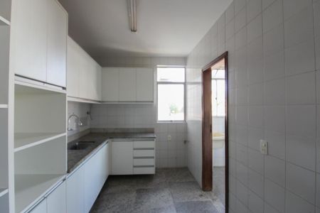 Apartamento para alugar com 98m², 3 quartos e 2 vagasCozinha