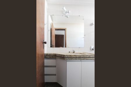 Apartamento para alugar com 98m², 3 quartos e 2 vagasBanheiro da Suíte