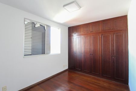 Apartamento para alugar com 98m², 3 quartos e 2 vagasSuíte